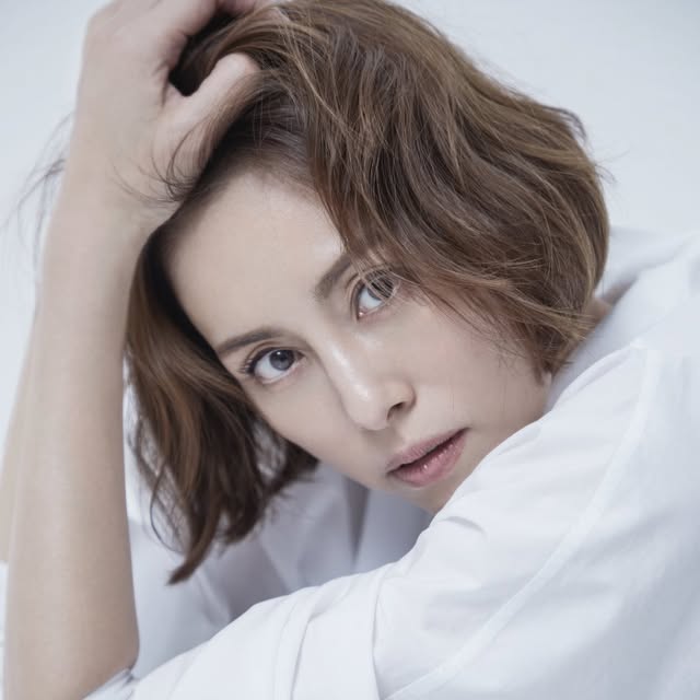 米倉涼子のプロフィール写真