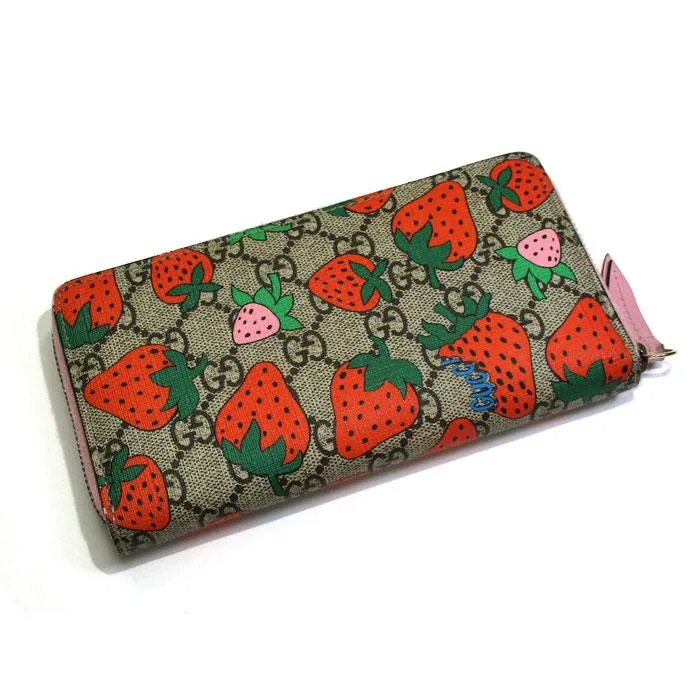 GUCCI いちごモチーフの長財布