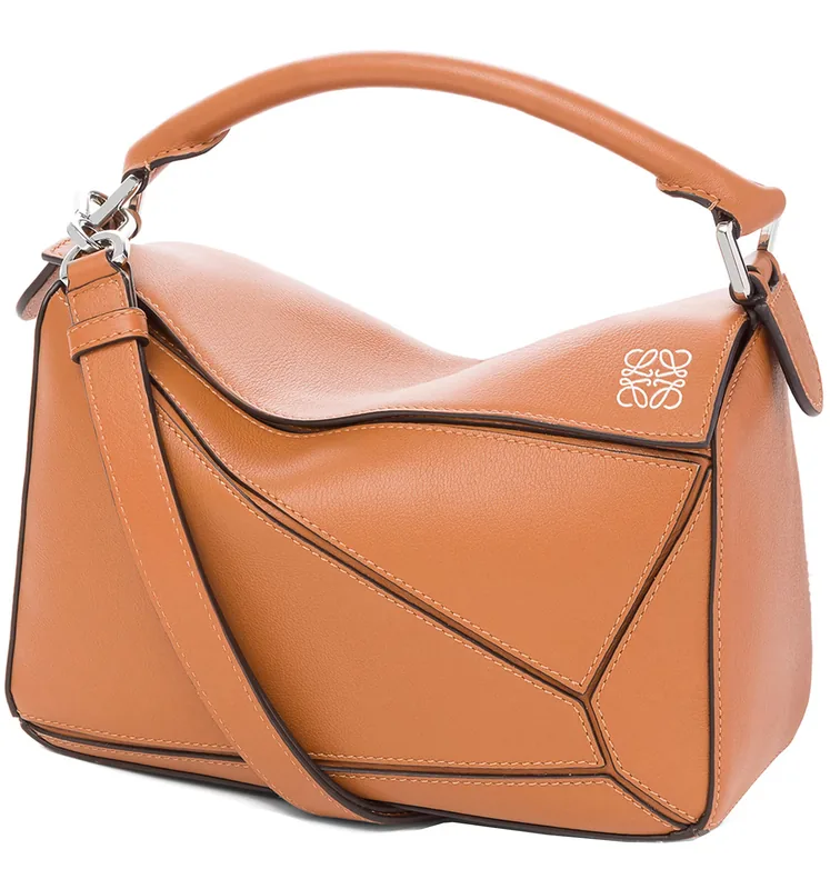 LOEWE パズルバッグ
